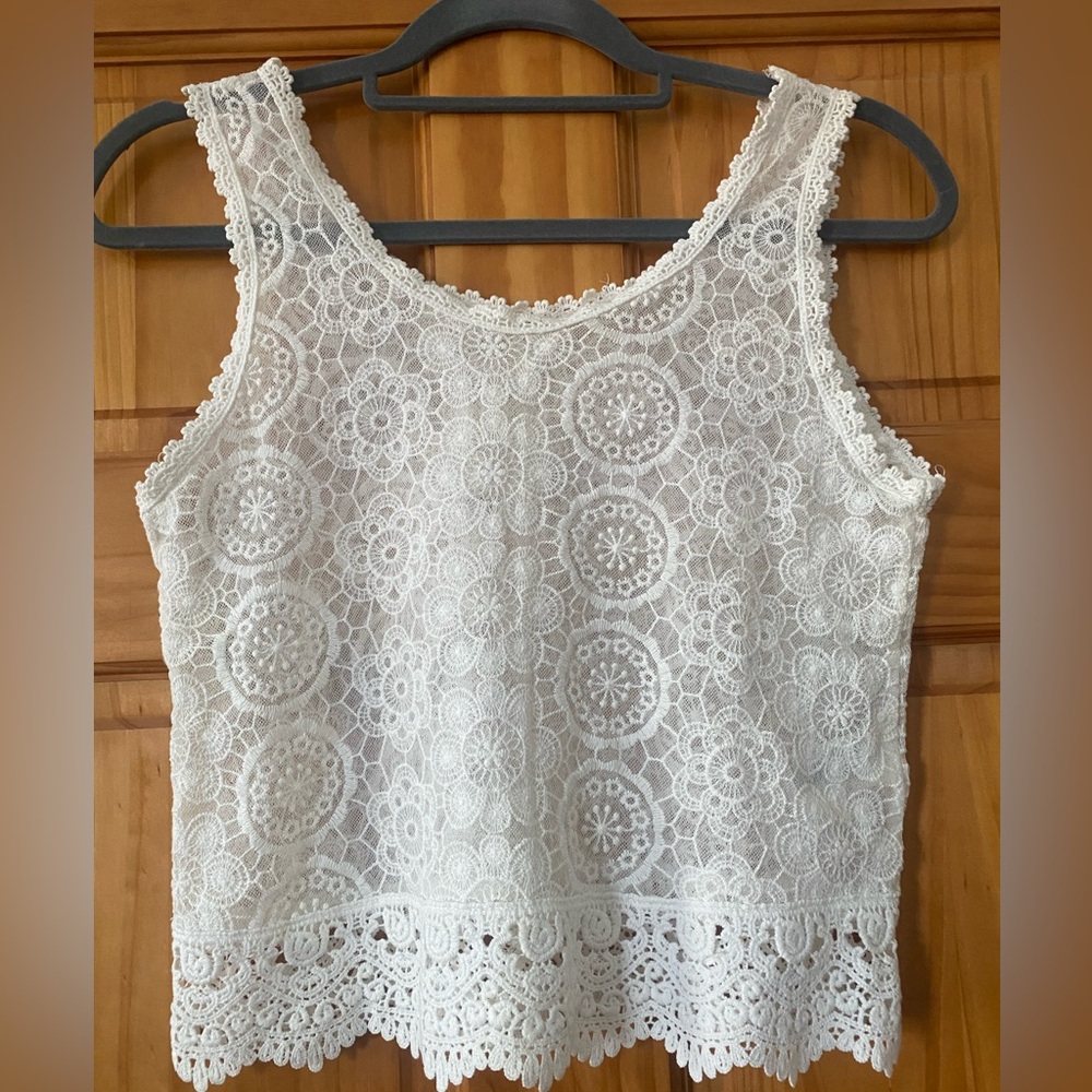 H&M White Lace Crochet Crop Top Boho Festival Sleeveless Sheer Floral
